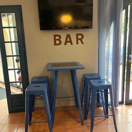 アパート Magnifique Et Grand Loft Classe 4 Etoiles ラヴラネ