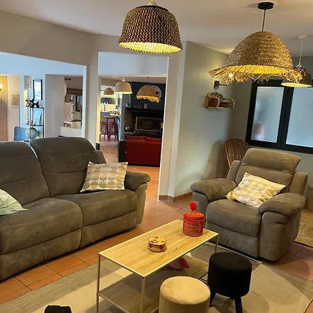 Hosanna Magnifique Grand Loft Classe 4 Etoiles Апартаменты Лавлане
