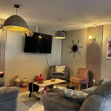 Hosanna Magnifique Grand Loft Classe 4 Etoiles Апартаменты *