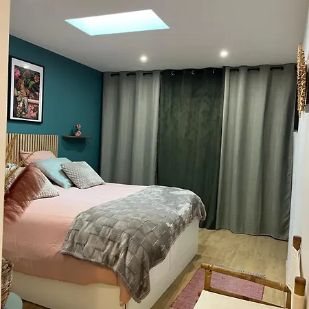 Апартаменты Hosanna Magnifique Grand Loft Classe 4 Etoiles Лавлане