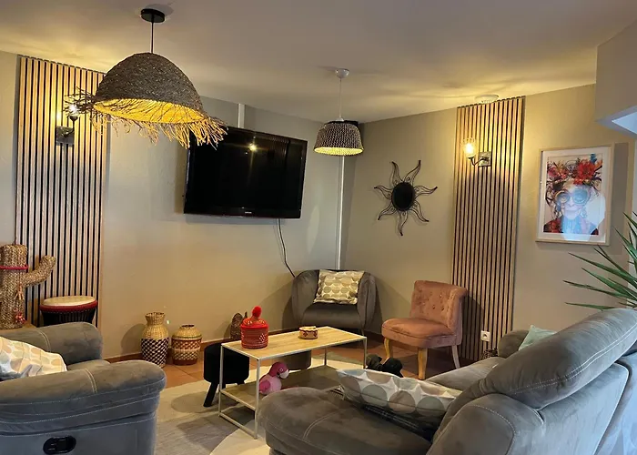 Hosanna Magnifique Grand Loft Classe 4 Etoiles Apartmán *